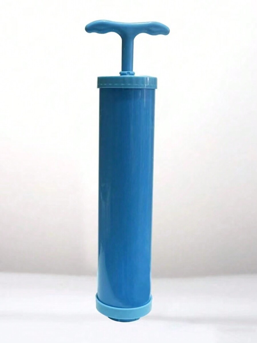 Blue Manual Vacuum Pump Made Of EcoFriendly PP Material, For Vacuum