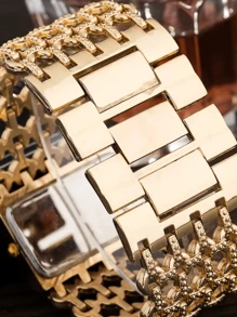 优雅时尚休闲水钻个性化方形表盘镂空表带石英表