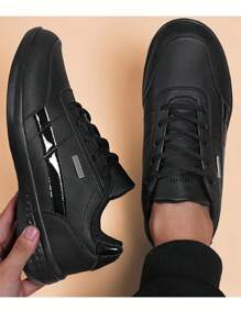 Men's Sports Outdoor Shoes Fashionable And Simple Walking Shoes Lightweight Running Shoes Plus Size For All Seasons Sneakers