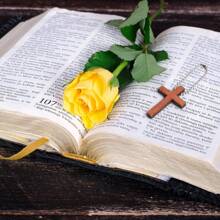 15/30pcs Mini Wooden Cross Pendants - Suitable For DIY Jewelry Making, Necklaces, Bracelets, Earrings Crafts, Ornaments, Christmas Decoration, Unisex Accessories