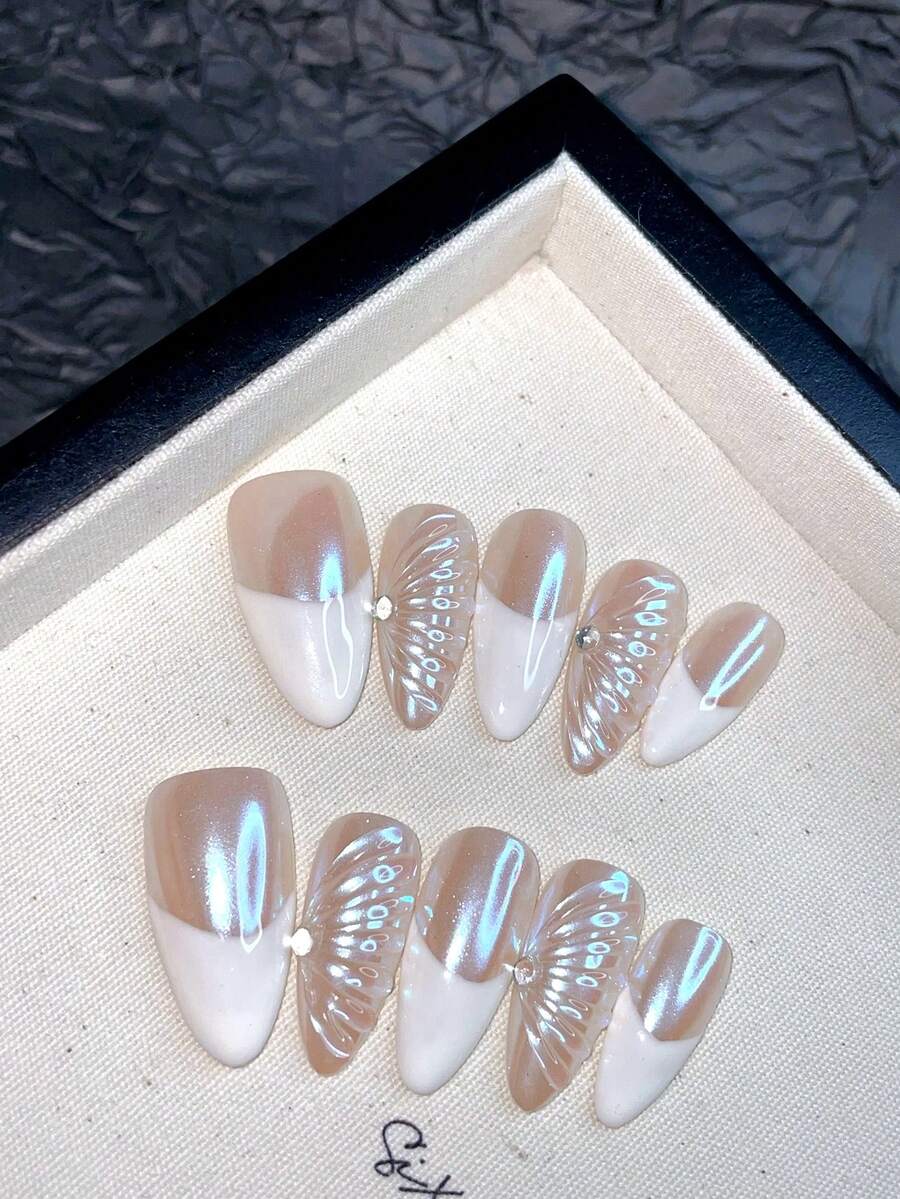 Handmade HandPainted Mermaid Shell Almond Shell 10 Pieces Wearing