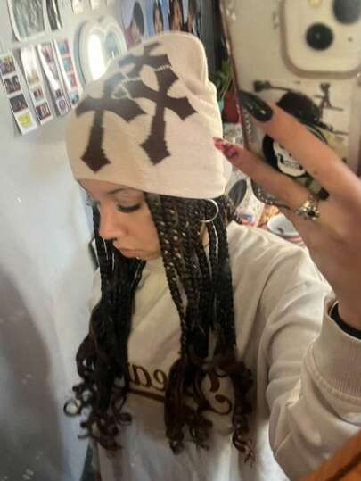 1pc Unisex Cross Design Knit Hat, Warm Thick Windproof Ear Muff Hat, Cute Elegant Vintage Streetwear Casual Versatile Beanie Cap, Suitable For Outdoor Walking, Skiing, Riding, Travel, Party, Daily Wear Winter Fall