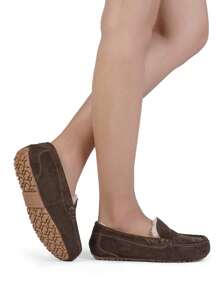 女士毛茸茸家居拖鞋，舒適微型莫卡辛滑入式鞋款，適用室內外