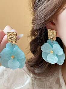 1 paire Boucles d'oreilles florales vintage uniques et de luxe pour femmes, convient pour les fêtes et les vacances
