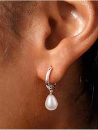 1 par rostfritt stål vattentätt anti-blekning fashionabla guld/silver Drop Pearl Hoop örhängen, lämpliga för kvinnors dagliga klädsel