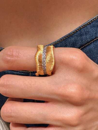 1pc Creative Design Banana Leaf Rhinestone Decor High-End Ring, Suitable For Any Occasion