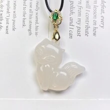 1 Pieza Colgante de collar con cristal de ágata natural en forma de zorro, gatito, chakra de moda, joya guardiana de la paz, tallado a mano, para hombres y mujeres, con significados de paz, riqueza, suerte, felicidad familiar. Apropiado como regalo familiar, navideño u otros días festivos. (Opcionales: cordón, caja de regalo)