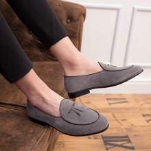 Men's Suede Loafers Slip-On Shoes, Solid Color Casual Comfortable Driving Moccasins Lightweight Loafers