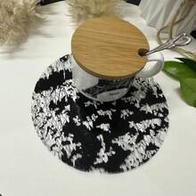 50pcDisposable Gold Placemat Metal Thin Mesh Round Gold Foil Pressed Down Table Companion Gold Doilies Table Wedding Party