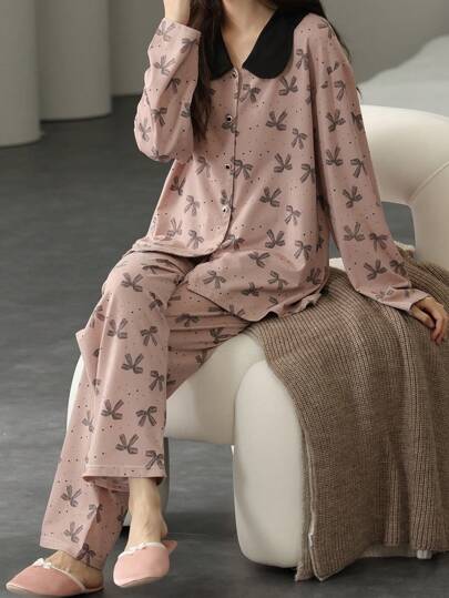 女士两件套睡衣，柔软长袖上衣和长裤，撞色领口，舒适时尚，适合春秋季穿着，两件套，秋冬服装
