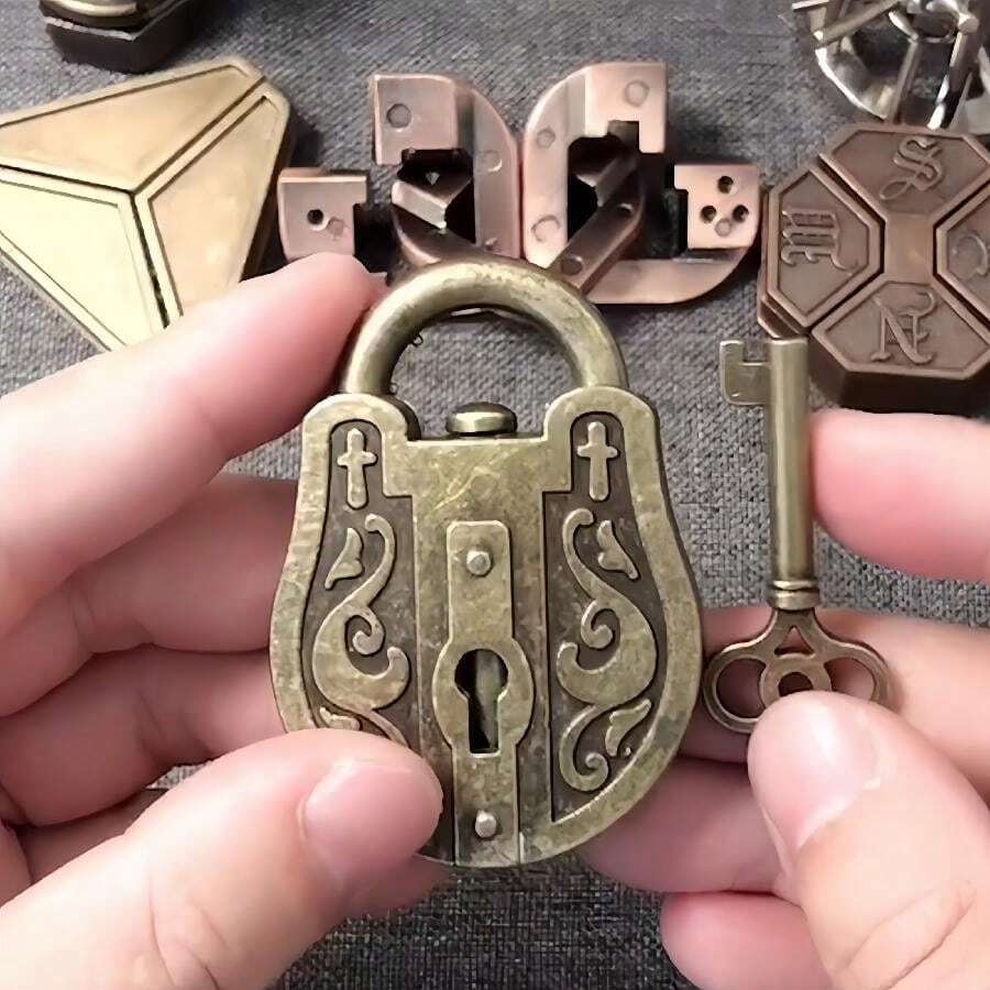 复古钥匙锁拼图 - 金属拼图锁玩具 - 脑筋急转弯智力开发玩具 - 圣诞礼物