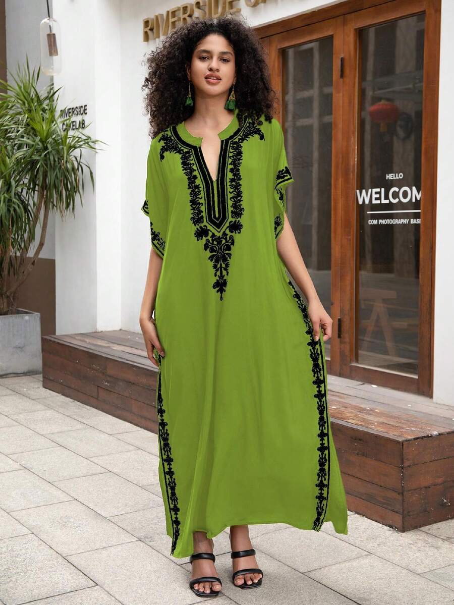 Green Embroidered Arabic Style Robe For Women - Green - View 1
