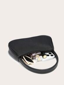 女士手提包采用方形设计，具有纹理、简约、时尚的设计，适合购物和外出。