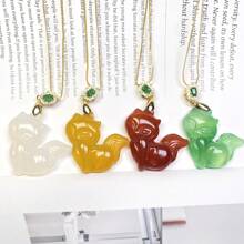 1 Pieza Colgante de collar con cristal de ágata natural en forma de zorro, gatito, chakra de moda, joya guardiana de la paz, tallado a mano, para hombres y mujeres, con significados de paz, riqueza, suerte, felicidad familiar. Apropiado como regalo familiar, navideño u otros días festivos. (Opcionales: cordón, caja de regalo)