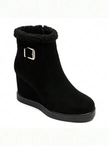Warm-Lined Black Ankle Boots With Gold Buckle And Wedge Heel, Elegant Winter Look - Black - View 1