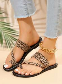 European And American New Plus Size Women Leopard Print Open Toe Comfortable Flat Leather Slip-On Slippers, Casual Fashion Outdoor Beach Sandals For Summer