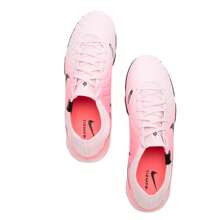 Nike 男子足球钉鞋，适合在草地 TF 场地上进行比赛、练习和训练 - 黑/泡沫粉 - 查看 3