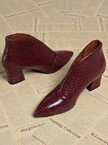 New Crocodile Embossed Thick Heel Ankle Boots, Women's Fashion Versatile Pointed Toe Red Slip-On Chunky Heel Short Boots, Ladies Snakeskin Chunky High Heel Shoes In Wine Red