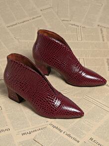 New Crocodile Embossed Thick Heel Ankle Boots, Women's Fashion Versatile Pointed Toe Red Slip-On Chunky Heel Short Boots, Ladies Snakeskin Chunky High Heel Shoes In Wine Red