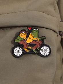 1pc Frog And Toad Enamel Pin Customized Double Bicycle Brooch Cartoon Animal Jewelry Gift For Friends - Multicolor - View 5