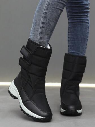 新款女式户外休闲防滑保暖雪地靴，带钩环设计，适合冬季雪地，毛皮靴