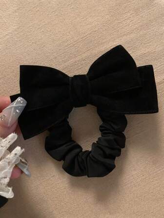 1pc Black Velvet Bow Hair Scrunchie Vintage High-End Hair Tie, New Autumn/Winter Hair Accessory Gift For Friends Valentine's Day Valentines Ponytail Holders Hair Elastics Hair Rubber Bands Scrunchies Hair Rope Elastic Hair Tie, Hair Bobbles
