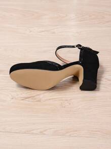 Women's Black Hollow Out Sandals With Retro Girly Vibe, Featuring Suede-Like Fabric And Mirror Material, Mary Jane Style, Comfortable Thick Block Heel Perfect For Party, Workplace And Showing Off Feet, Suitable For Spring/Summer