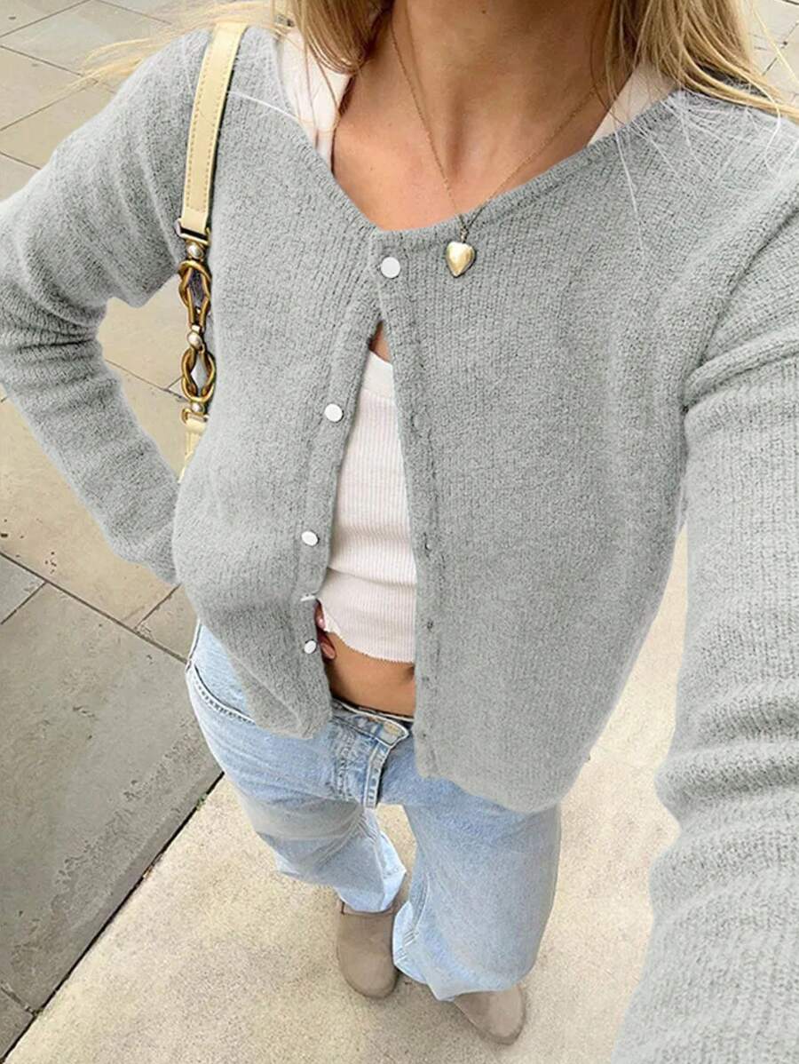 Modischer neuer Strickjacken-Pullover im Herbst/Winter-Stil, französischer Stil Damenpullover, Knöpfe, modische Farben, Outfit für den Schulanfang, amerikanisches Langarmhemd, Outfit für Lehrer, 70er Jahre Pullover, Pendler, minimalistisch, Bürokleidung, Retro, einfach, französisch, einfarbiger Pullover, Herbst-Top im Vintage-Stil, warm, grün, Lehrerpullover, Rundhalsausschnitt, Dropped-Shoulder Langarm, Damen Lässig Dropped-Shoulder einfarbiger Langarm Strickjacken-Pullover, geeignet als Oberbekleidung