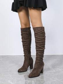 款式与连衣裙，2024秋冬新款女士叠穿长靴，圆头高跟，侧拉链高筒靴，粗跟高筒弹力马靴