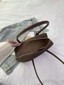 1 件咖啡色女士手提包，秋冬新品，波士顿/保龄球包款式，字母图案，拉链开合，复古简约，适合通勤，肩背和顶部提手，适合女士 - 咖啡棕 - 查看 8