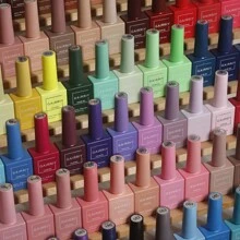 Set de 7 piezas de esmalte de uñas de gel con acabado brillante otoñal, semi-permanente, con purpurina y lentejuelas. Kit de esmalte de uñas con efecto remojo UV para manicura y diseño de uñas, un frasco de 15ml de unicolor - Multicolor - Ver 3