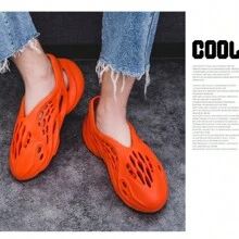 Arrive Quickly Classic Foam Runners For Men Women, Lightweight Foam Runner Slides, Anti-Slip Summer Garden Clogs, Casual Traveling Walking Shoes Breathable Water Shoes Beach Pool Shoes, Couples Shoes - 紅色 - 查看 5