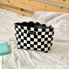 Trousse de toilette de style coréen haut de gamme noir et blanc à damier, grand sac de rangement imperméable avec grande capacité, sac de toilette portable à damier - Noir - Voir 2