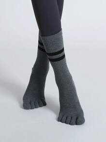 1 Pair Solid Striped Silicone Non-Slip Soft Breathable Casual Sports Style Five-Toe Socks, Suitable For Women Athletic Wear, For Gym, Fall - Multicolor - View 15