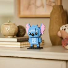 LEGO BrickHeadz 40674 - Stitch: Giocattolo da costruzione divertente per età 10+, regalo perfetto per i fan  stimola creatività e immaginazione, design da collezione per l'esposizione