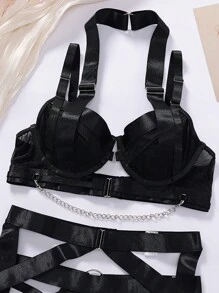 Women's Sexy Lingerie Set, Underwire Push-Up Bra, Garter Belt Set With Chain - Black - View 2