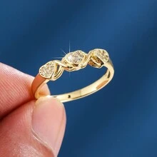 1 件女士戒指，镶嵌锆石交织心形设计 - 彩色 - 查看 4