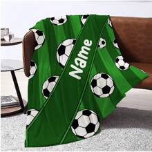 1pc Pătură personalizată cu nume, pătură de flanel cu tematică fotbal, pătură caldă moale și confortabilă, pătură pentru ocazii memorabile, cadou de aniversare, cadou de Crăciun, cadou pentru familie și prieteni, potrivită pentru dormitor, birou, pat, canapea, fotoliu, pentru somn, camping, călătorie, moale, confortabil, simplu, personalizat, personalizat, unic, el, ea, iubit, prietena, prietena, prietena, pentru familie Zile de naștere, Pentru inaugurarea casei, Pat, Mașină, Dormitor, Ceainărie, Sufragerie, Canapea