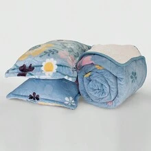 colcha y dos fondas - Verde Pastel - Ver 2