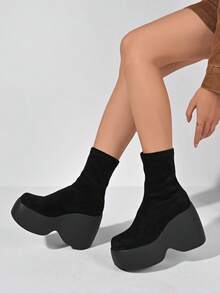 Giày bốt cổ ngắn đế dày thời trang cho nữ, giày bốt màu trơn nhẹ và thoải mái - màu đen - Xem 6