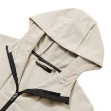 Under Armour 男女通用保暖内衬防风夹克，弹性下摆，保暖户外外套 - 灰褐色 - 查看 7