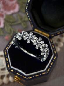 1PC Rhinestone Flower Ring With Rhinestones With Rhinestones Wedding Band For Women Girls Promise Ring Eternity Ring Fine Ladies Jewelry Gift Valentines - Flowers - View 4