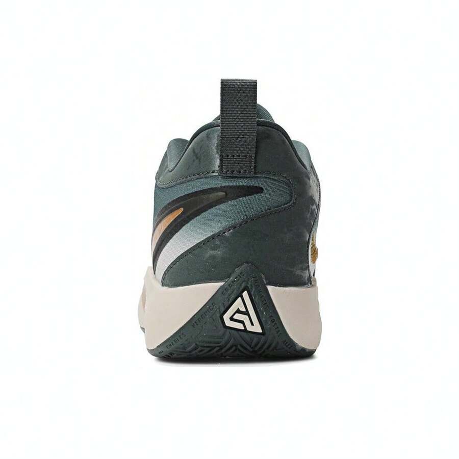 giannis sneakers youth
