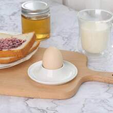 2/4 chiếc Giá đựng cốc đựng trứng bằng nhựa độc đáo và đáng yêu, dễ vệ sinh, chống rơi, dụng cụ để bàn thiết yếu cho bữa sáng theo phong cách Châu Âu, thích hợp để trưng bày trứng Giáng sinh và Phục sinh - trắng - Xem 4