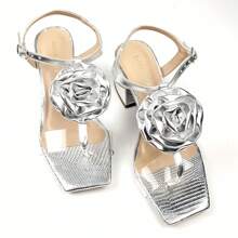 Women's Casual Block Heel Sandal With Golden Flower - 銀色 - 查看 1