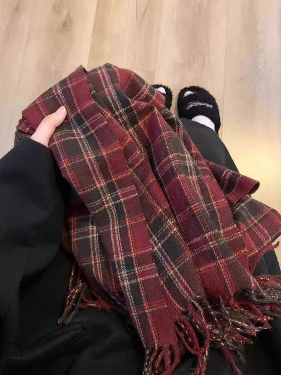 Khăn choàng Tartan cho nữ - Khăn choàng dài dệt 100%, Kiểu dáng phổ biến, dày dặn, ấm áp khi đi học đại học, Họa tiết kẻ caro trang trí không co giãn, Chống gió, Không lông vũ, Lý tưởng để giữ ấm vào mùa đông thu - rượu vang đỏ nho đen - Xem 1