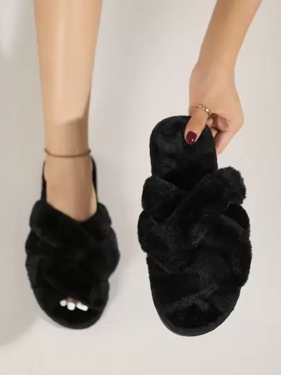 女士秋冬露趾交叉蓬松一脚蹬拖鞋，黑色简约家居拖鞋，室内外均可使用，毛茸茸的鞋子