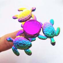 彩色金属海龟指尖旋转器 - 成人减压玩具，安静专注小工具 - 适合 14 岁以上人士