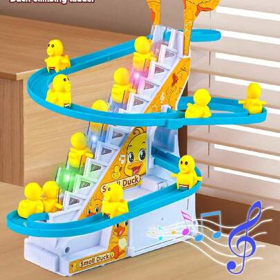 一套鸭子造型儿童玩具，适合攀爬楼梯和滑梯，带有重力坠落和音乐灯光效果，是理想的儿童生日礼物和益智玩具。