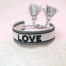 1 chiếc vòng tay bện dày hình chữ LOVE thủ công giản dị - Nhiều màu - Xem 2